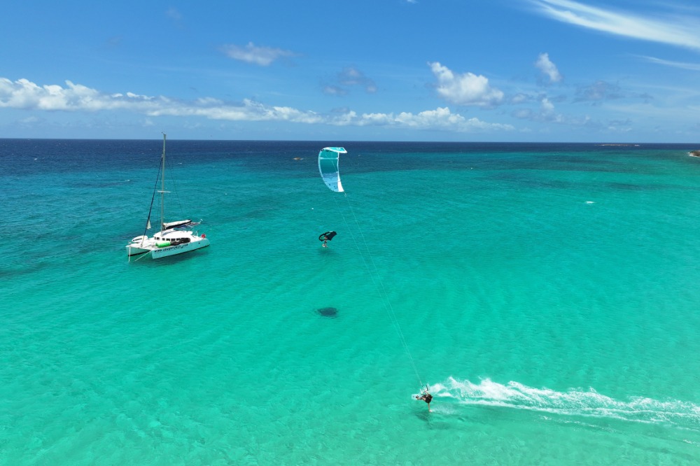 St Martin wingfoil holidays
