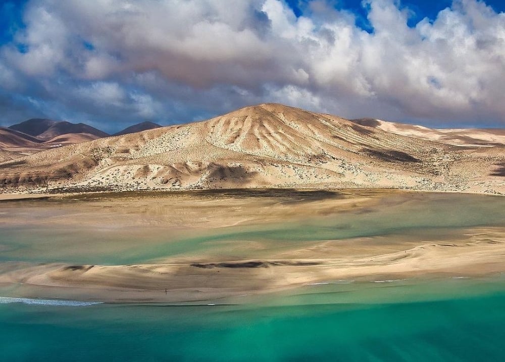 South Fuerteventura wingfoil holidays