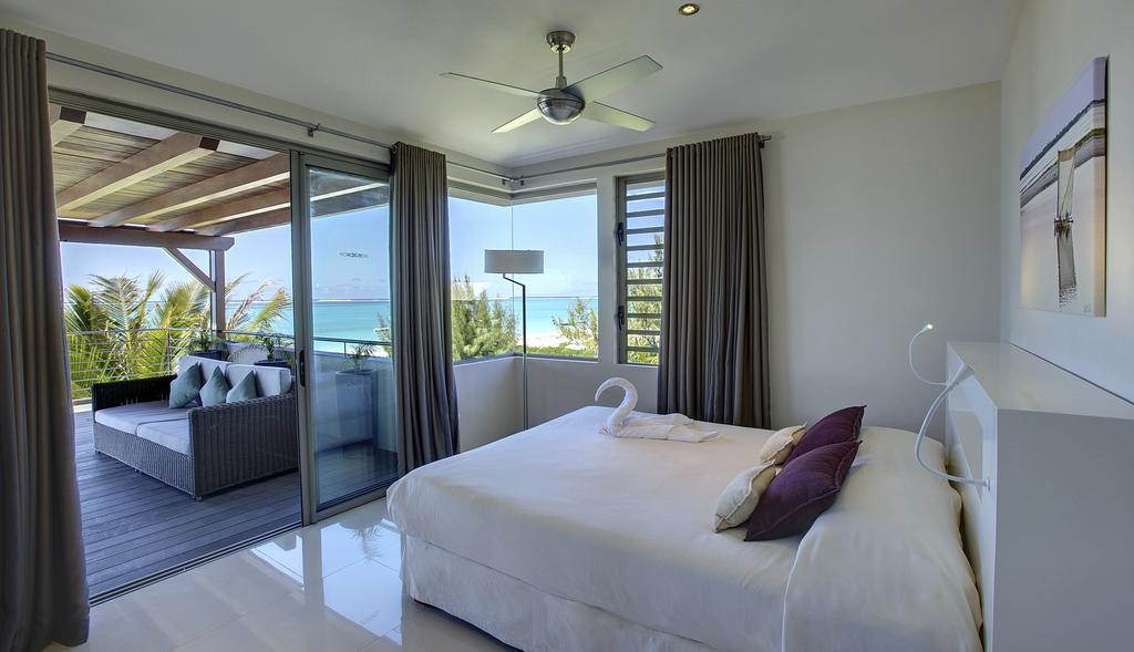 Paradise Beach, Pointe Desny - wingfoil holidays