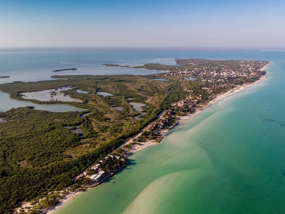 Holbox Island wingfoil holidays