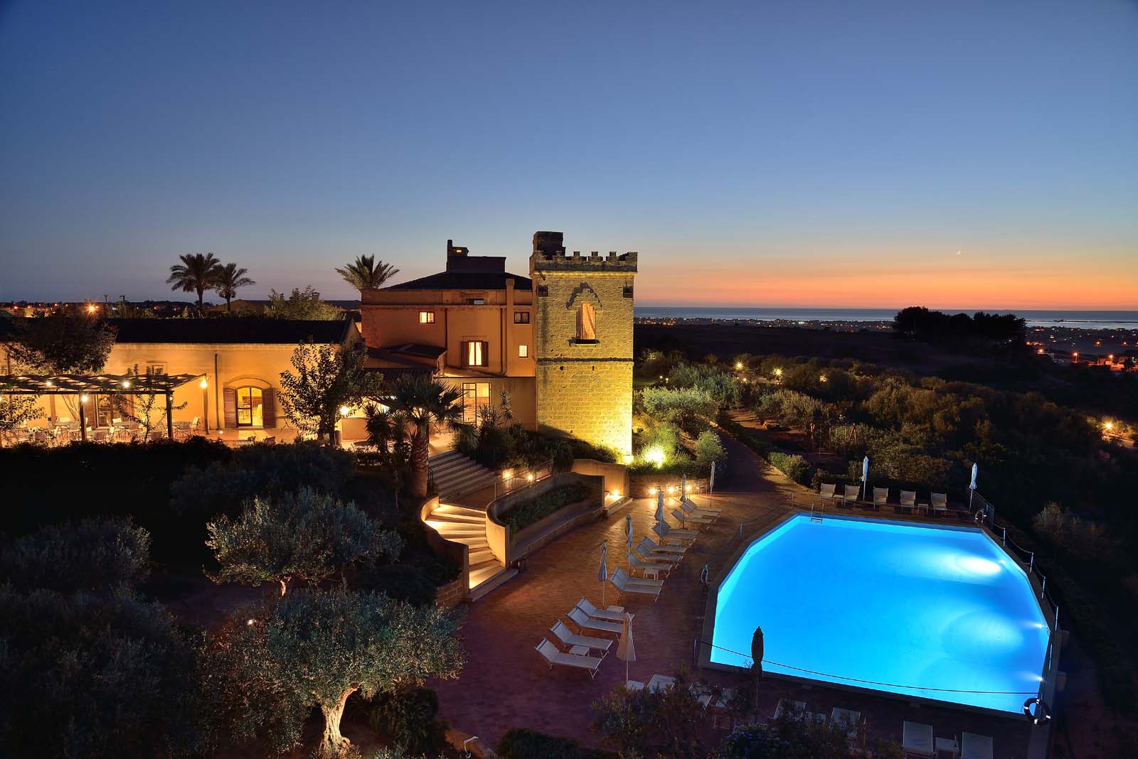 Baglio Oneto Wine Resort, Lo Stagnone Sicily - wingfoil holidays
