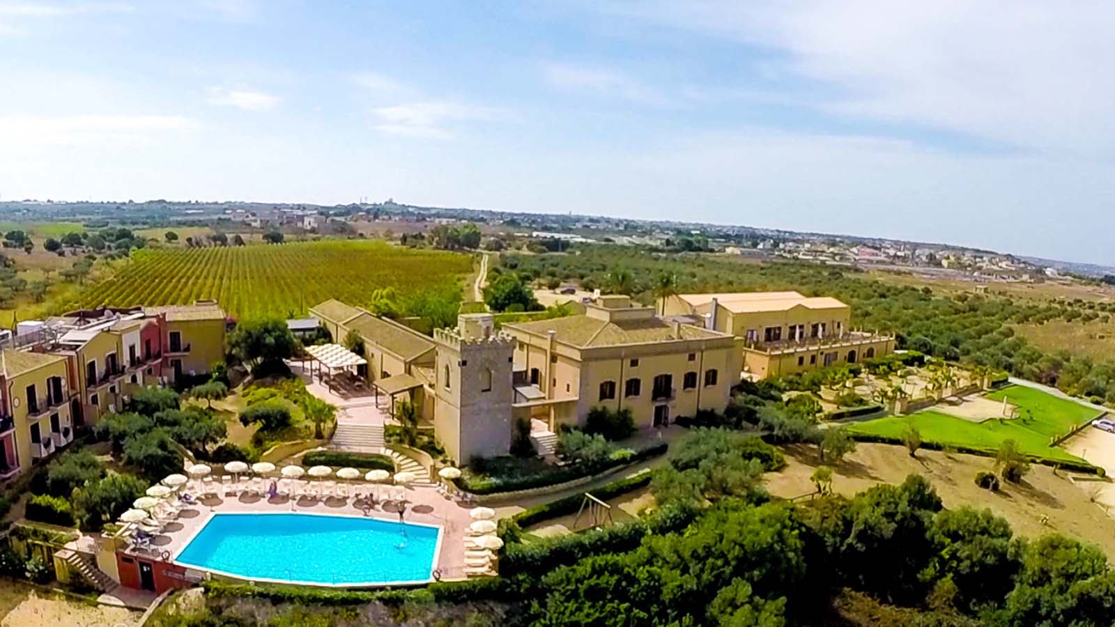 Baglio Oneto Wine Resort, Lo Stagnone Sicily - wingfoil holidays
