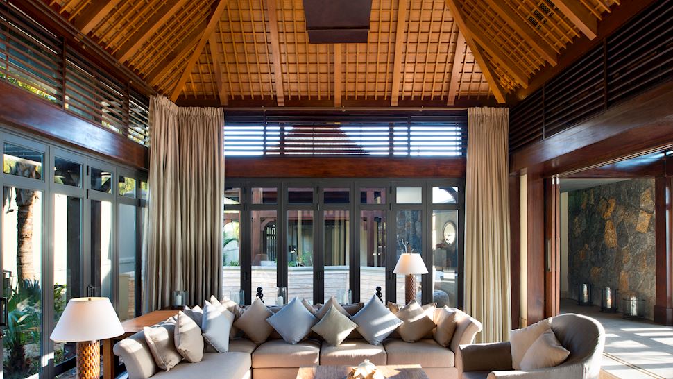 St Regis Mauritius Grand Beachfront Villa, Le Morne - wingfoil holidays