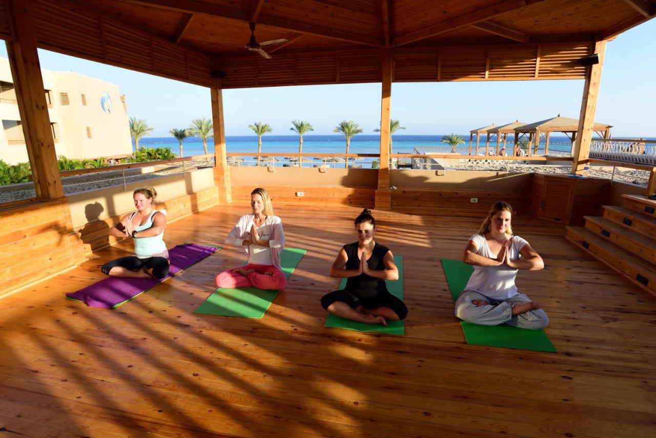 The Breakers Kitesurf And Dive Lodge, Soma Bay - wingfoil holidays