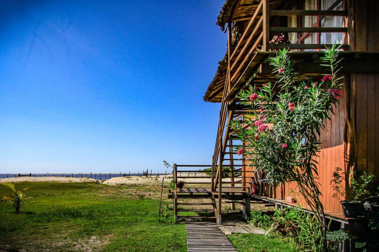 Kitesurf Lagoon Chalets, Atins - wingfoil holidays
