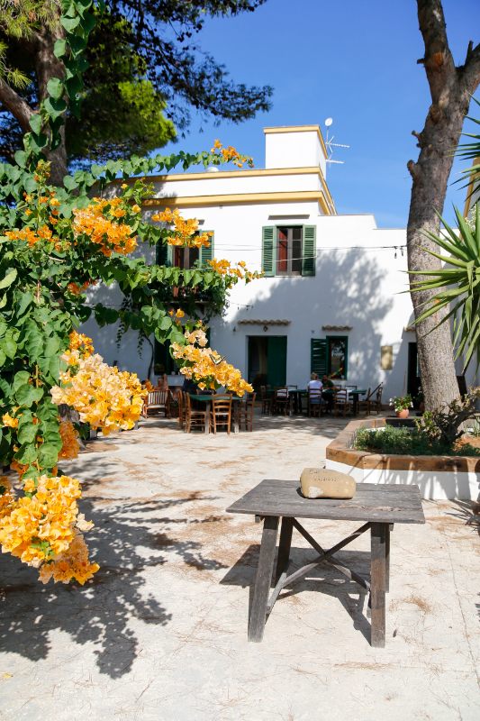 Kite Villa Marsala, Lo Stagnone Sicily - wingfoil holidays