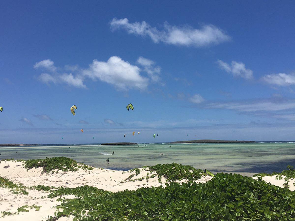 Sakalava Beach Kitesurf Lodge, Sakalava Bay And Emerald Sea - wingfoil holidays