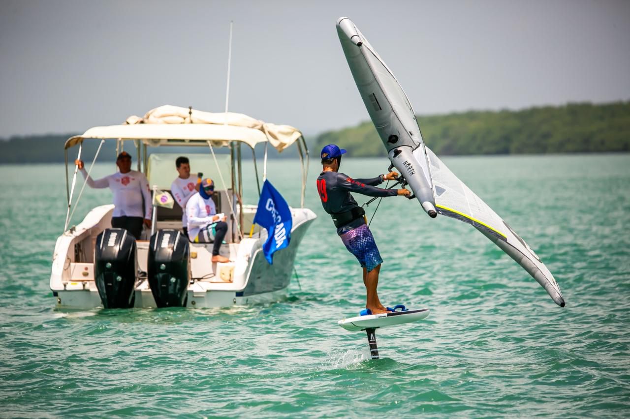 Barra Do Cunhau (pipa) wingfoil holidays