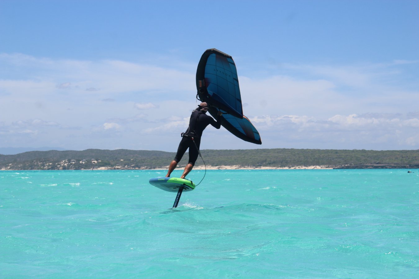 Sakalava Bay And Emerald Sea wingfoil holidays