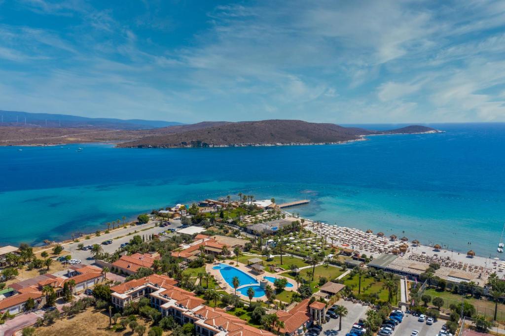 Alacati Beach Resort, Alacati — Family Wing Foiling Holidays